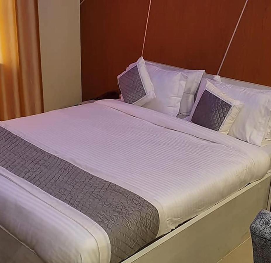 Gokul Raj By Wb Economy , Madhubani Hotel Eksteriør billede