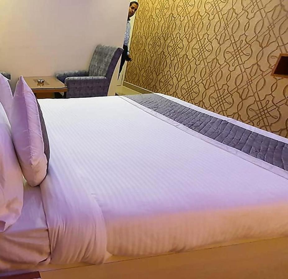 Gokul Raj By Wb Economy , Madhubani Hotel Eksteriør billede