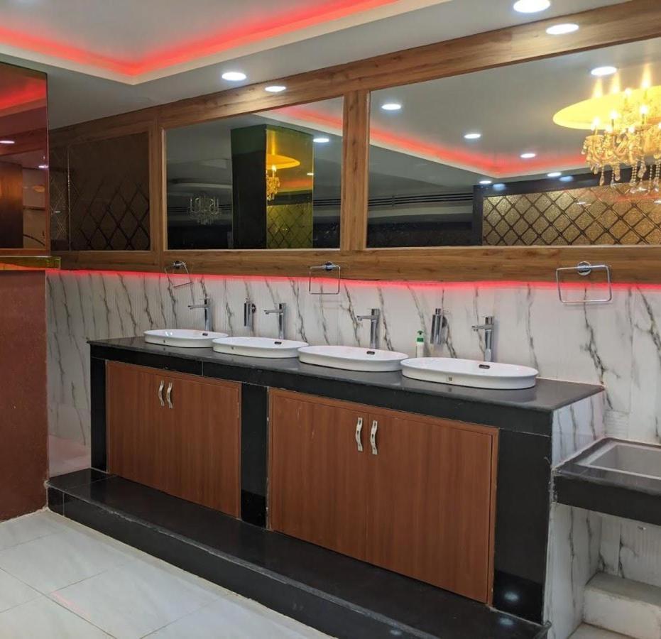 Gokul Raj By Wb Economy , Madhubani Hotel Eksteriør billede